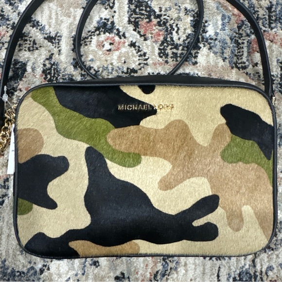 Michael Kors Jet Set Medium Camera Smokey Olive Multi Color Crossbody Bag - Picture 2 of 14